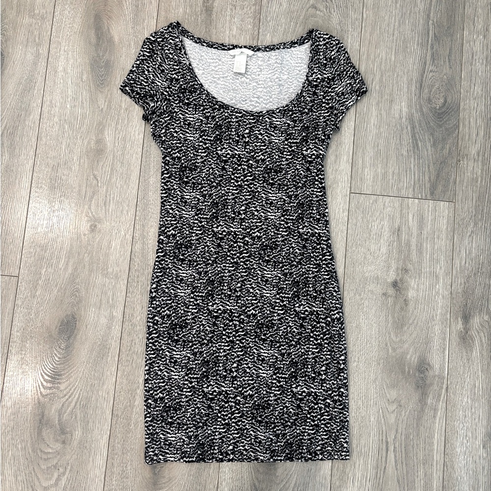 H&M Basics Printed Mini Dress